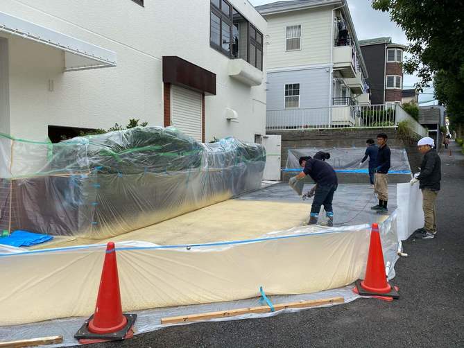 プライマー塗布 → ファーストコート