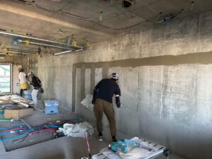 マンション新築左官工事