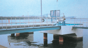 土木用超柔軟厚膜形アクリルゴム系表面被覆材 アロンブルコート