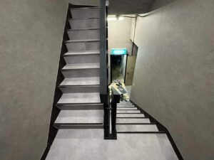 塩ビタイル貼り替え事例